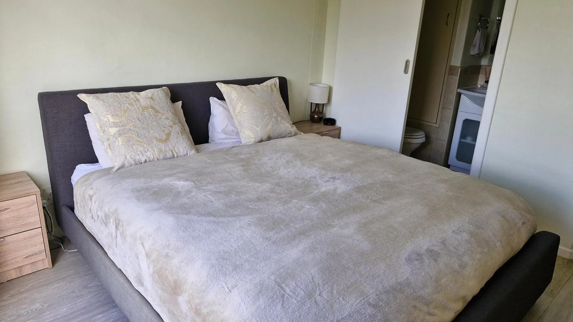 Island Club Apartment In Century City - 305 Ibiza Cape Town